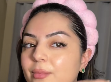 Bella A.